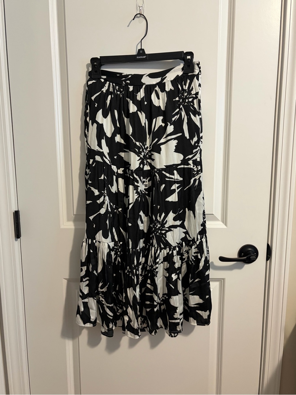 Nine West Black and White Floral Tiered Maxi Skirt